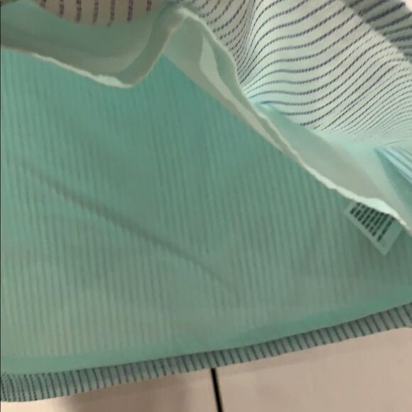 Ruffle short sleeve top - Picture 5 of 6